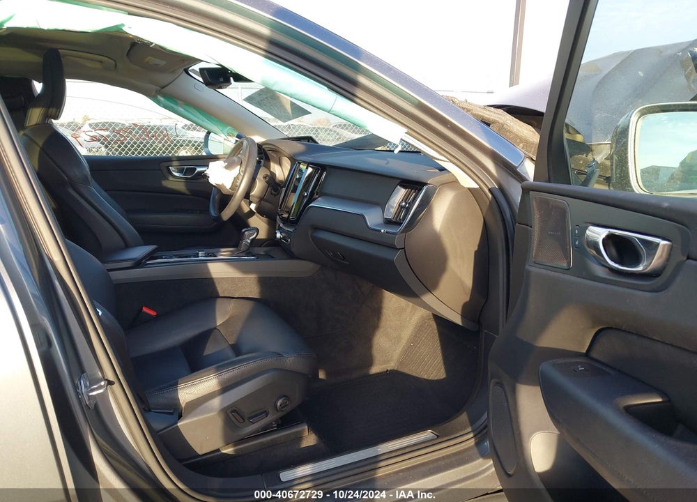 2019 VOLVO XC60 T6 MOMENTUM VIN: YV4A22RK8K1357385