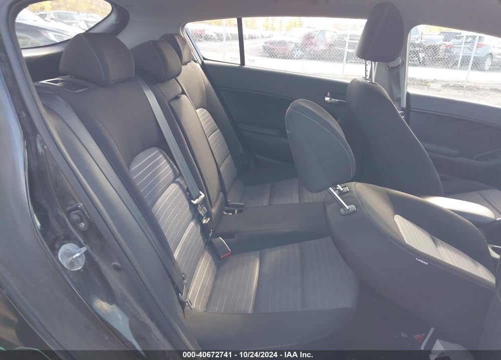2015 KIA FORTE EX VIN: KNAFX5A89F5319364