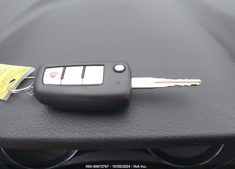 2019 NISSAN ROGUE S VIN: 5N1AT2MV3KC800222