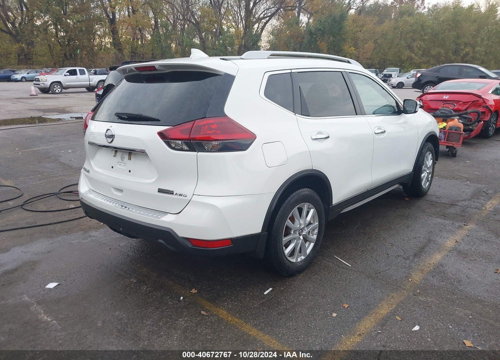 2019 NISSAN ROGUE S VIN: 5N1AT2MV3KC800222