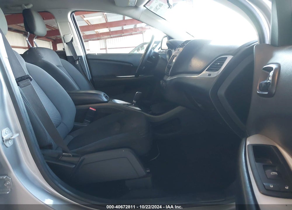 2018 DODGE JOURNEY SXT VIN: 3C4PDCBG5JT184015