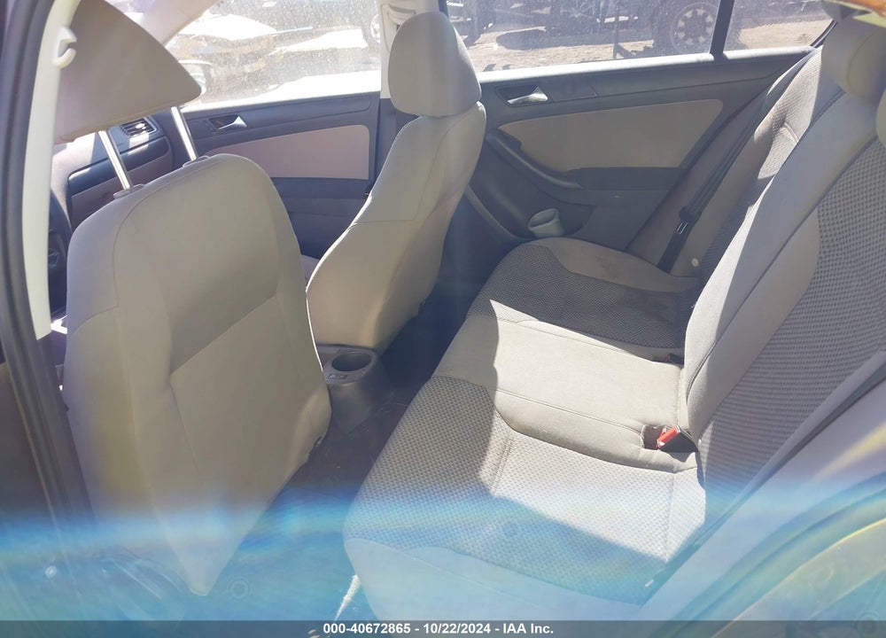 2011 VOLKSWAGEN JETTA 2.0L S VIN: 3VW1K7AJ4BM340666