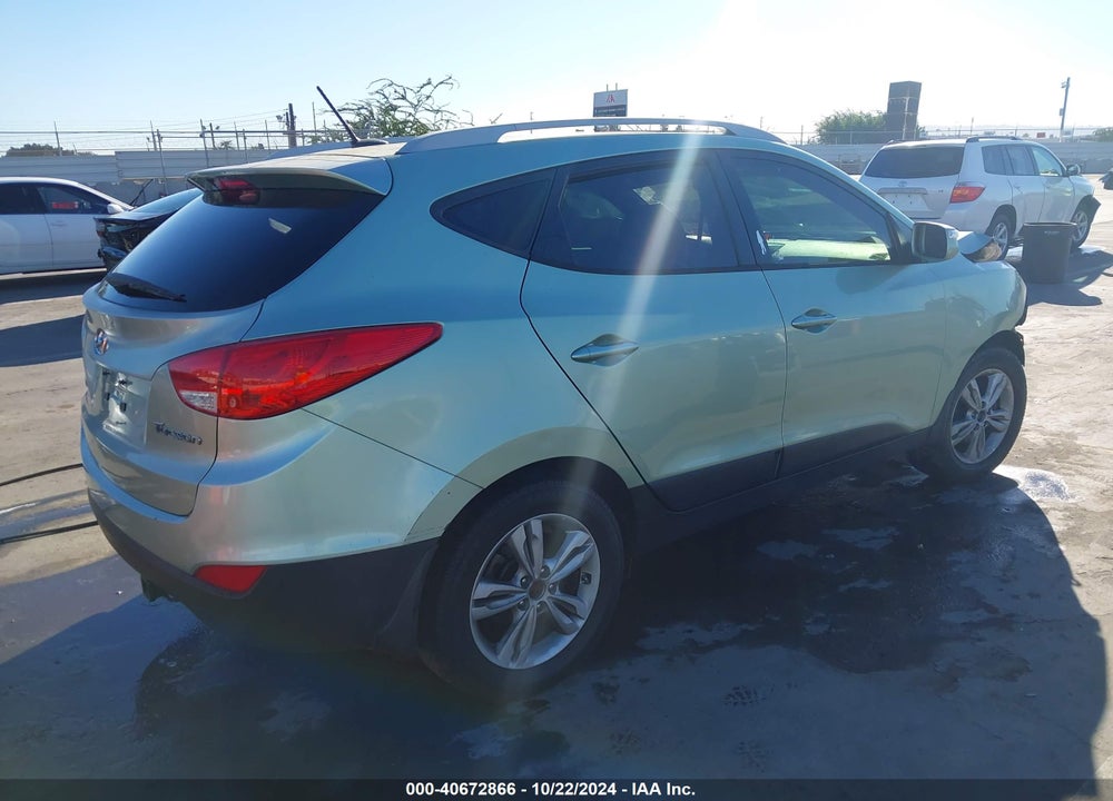 2012 HYUNDAI TUCSON GLS VIN: KM8JU3AC7CU393149