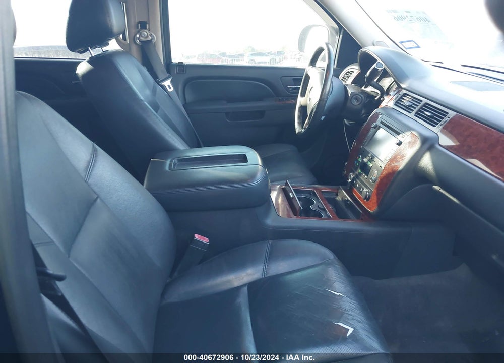 2012 CHEVROLET SUBURBAN 1500 LTZ VIN: 1GNSCKE03CR312003