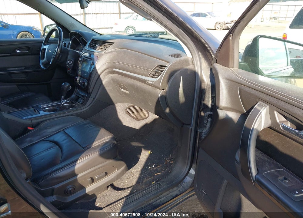 2015 CHEVROLET TRAVERSE 2LT VIN: 1GNKRHKDXFJ141827