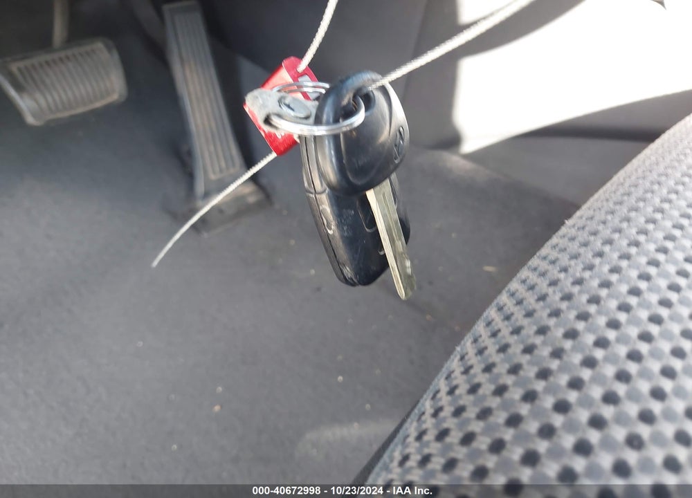 2013 HYUNDAI SONATA GLS VIN: 5NPEB4AC7DH544651