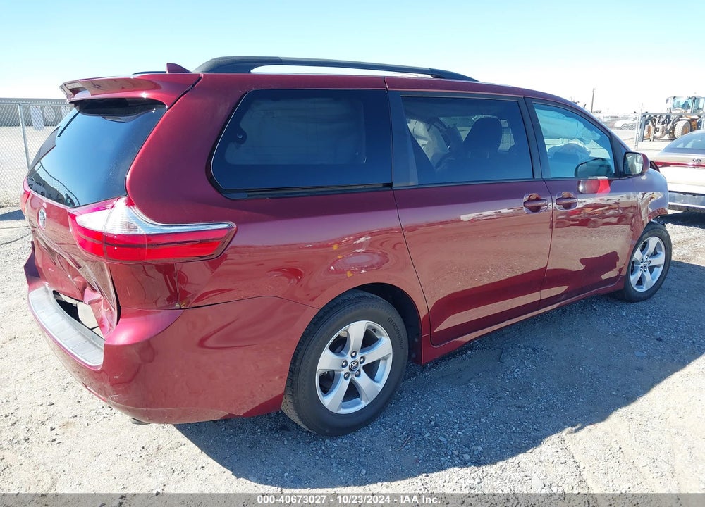 2019 TOYOTA SIENNA LE 8 PASSENGER VIN: 5TDKZ3DC6KS977700