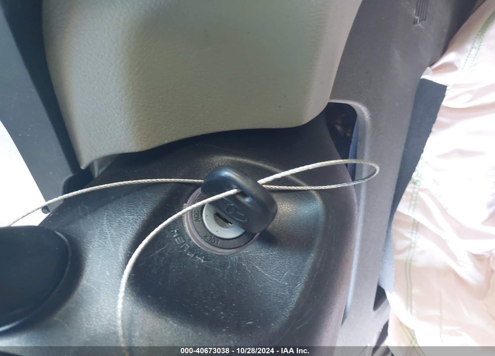 2015 TOYOTA SIENNA L 7 PASSENGER VIN: 5TDZK3DC3FS664015