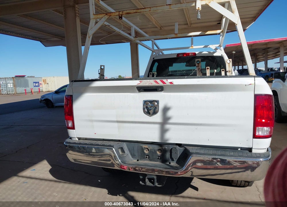 2018 RAM 2500 TRADESMAN 4X2 8' BOX VIN: 3C6LR4AT0JG324475