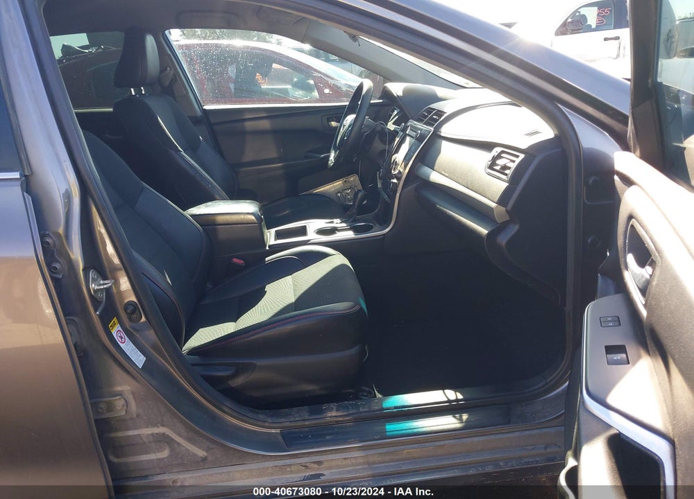 2017 TOYOTA CAMRY SE VIN: 4T1BF1FK1HU449855