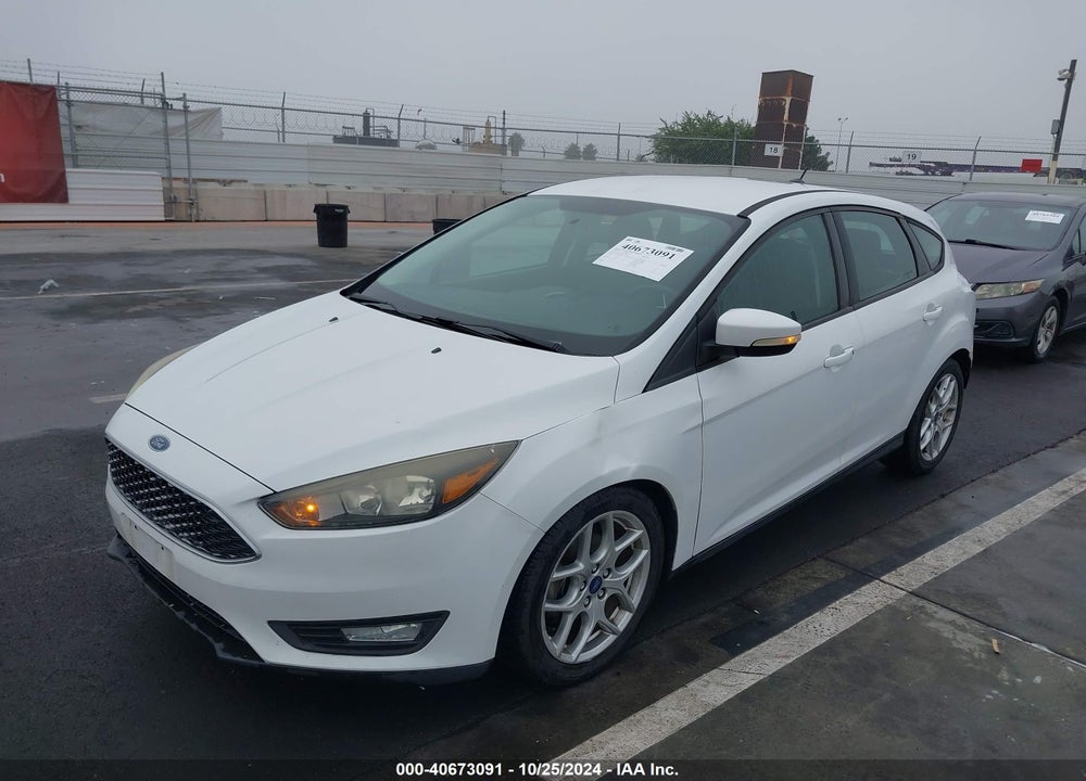 2015 FORD FOCUS SE VIN: 1FADP3K20FL375218