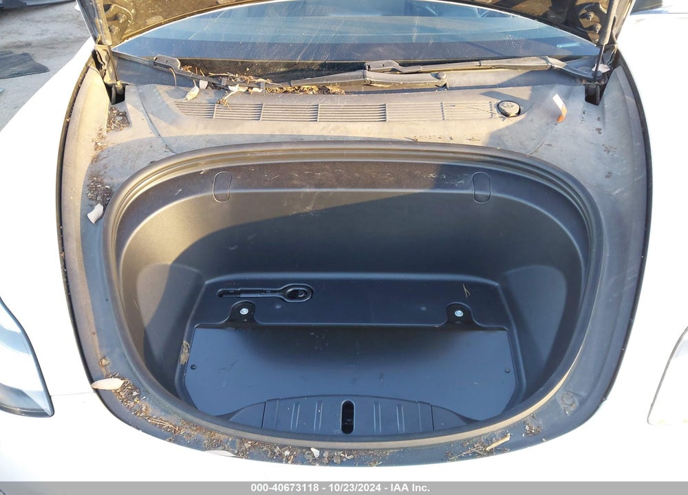 2018 TESLA MODEL 3 LONG RANGE/PERFORMANCE VIN: 5YJ3E1EB0JF144438