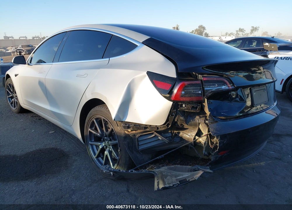 2018 TESLA MODEL 3 LONG RANGE/PERFORMANCE VIN: 5YJ3E1EB0JF144438