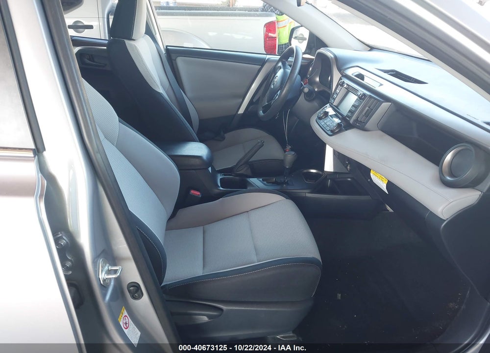 2018 TOYOTA RAV4 HYBRID LE PLUS VIN: JTMRJREV4JD212844