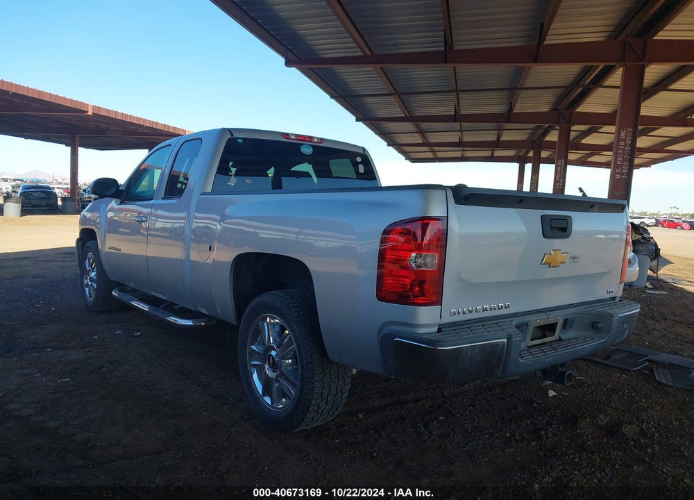 2013 CHEVROLET SILVERADO 1500 LTZ VIN: 1GCRCTE26DZ126892