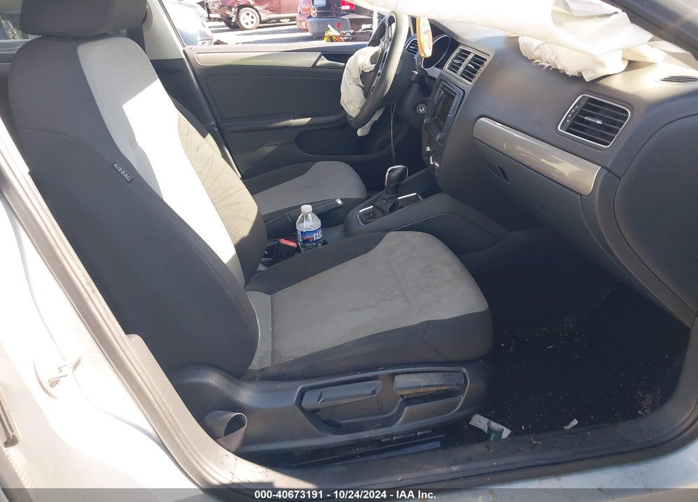 2017 VOLKSWAGEN JETTA 1.4T S VIN: 3VW2B7AJ4HM343354