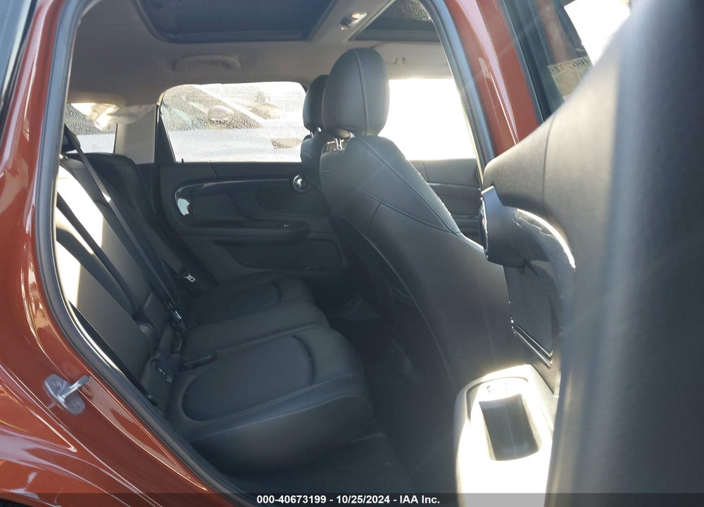 2019 MINI COUNTRYMAN COOPER S VIN: WMZYT3C59K3E96505