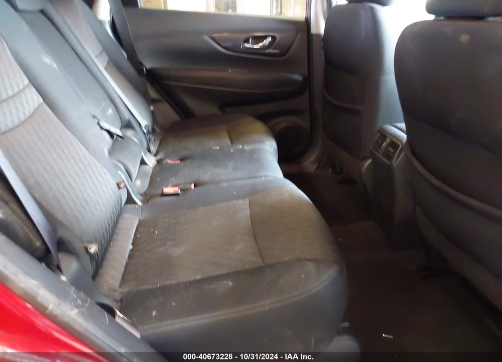 2017 NISSAN ROGUE SV VIN: 5N1AT2MV4HC828619