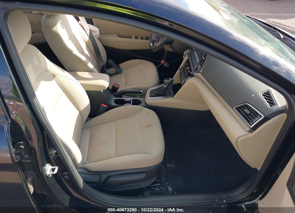 2017 HYUNDAI ELANTRA VALUE EDITION VIN: 5NPD84LF4HH152573