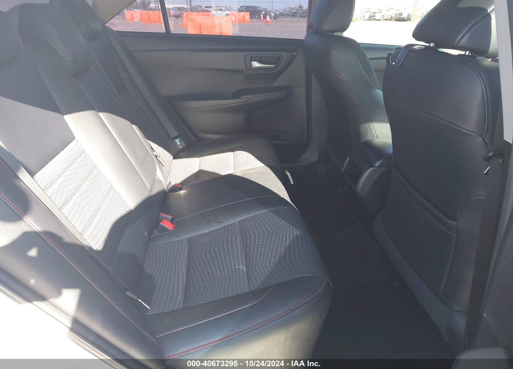 2015 TOYOTA CAMRY SE VIN: 4T1BF1FK1FU487177