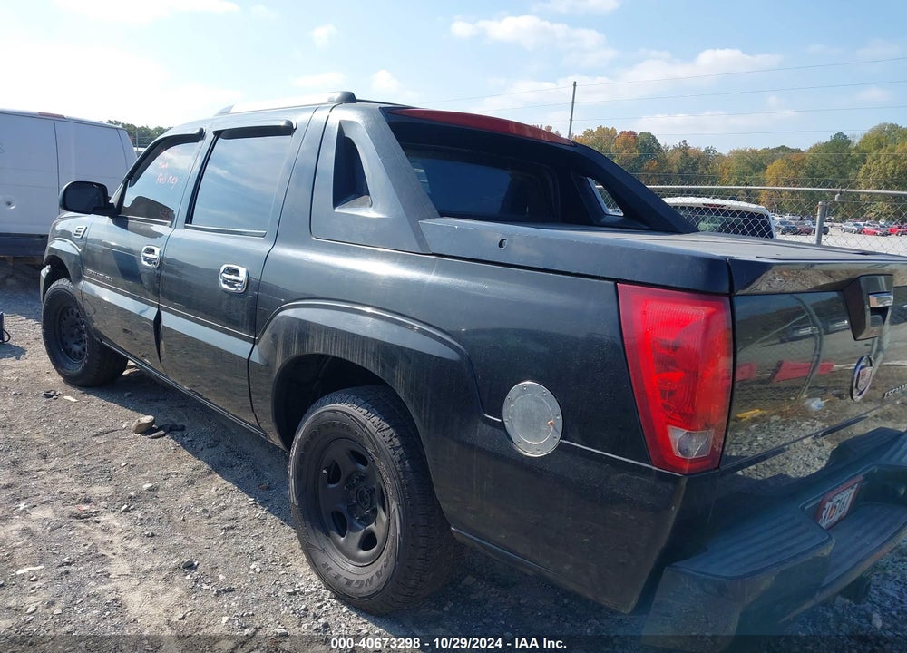 2002 CADILLAC ESCALADE EXT STANDARD VIN: 3GYEK63N72G256803
