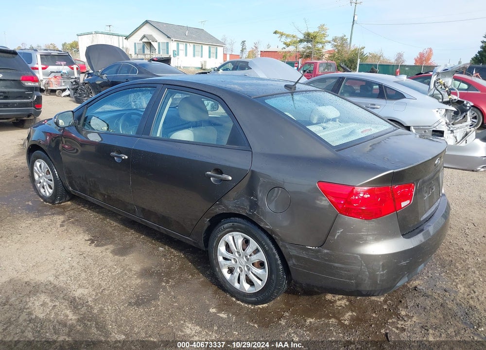 2010 KIA FORTE EX VIN: KNAFU4A23A5236004