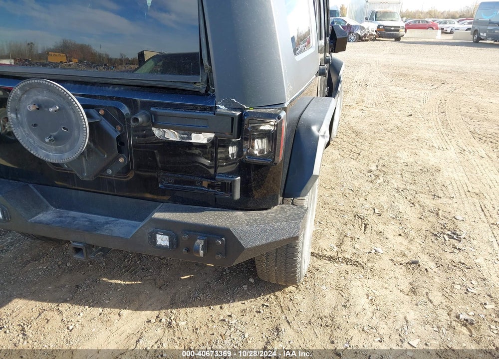 2016 JEEP WRANGLER UNLIMITED SPORT VIN: 1C4BJWDG8GL106429