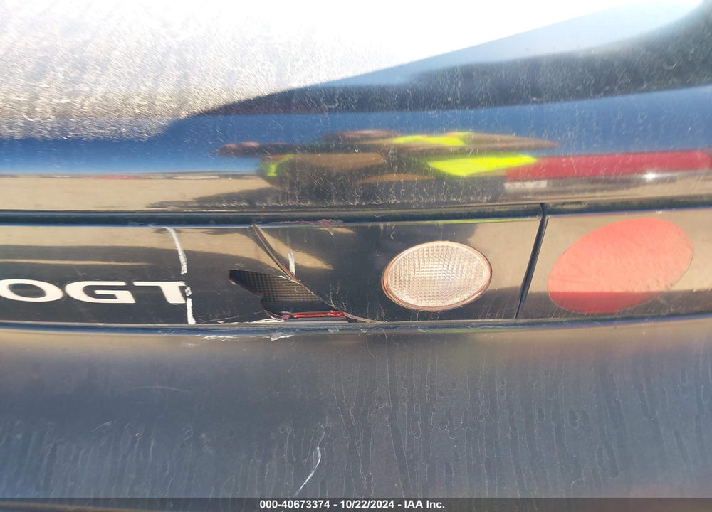 1998 MITSUBISHI 3000 GT VIN: JA3AM44H7WY003227