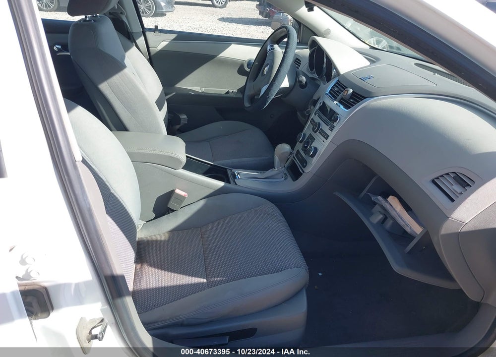 2011 CHEVROLET MALIBU LS VIN: 1G1ZB5E17BF252157