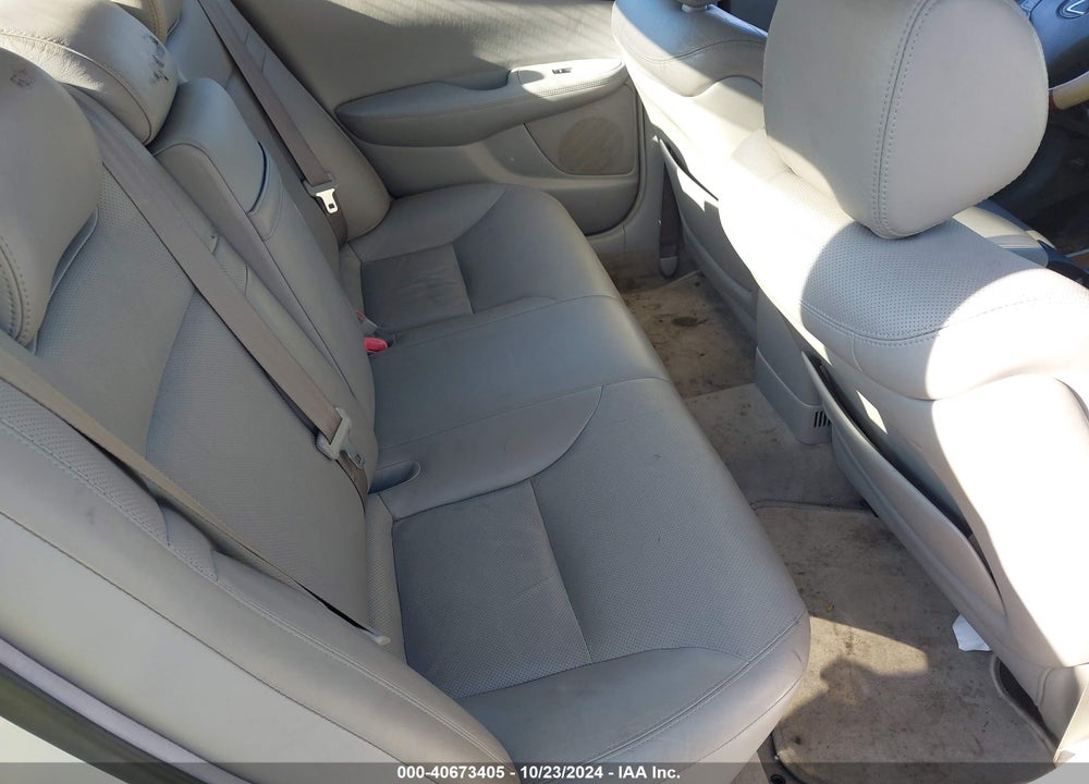 2005 LEXUS ES 330 VIN: JTHBA30G055138988