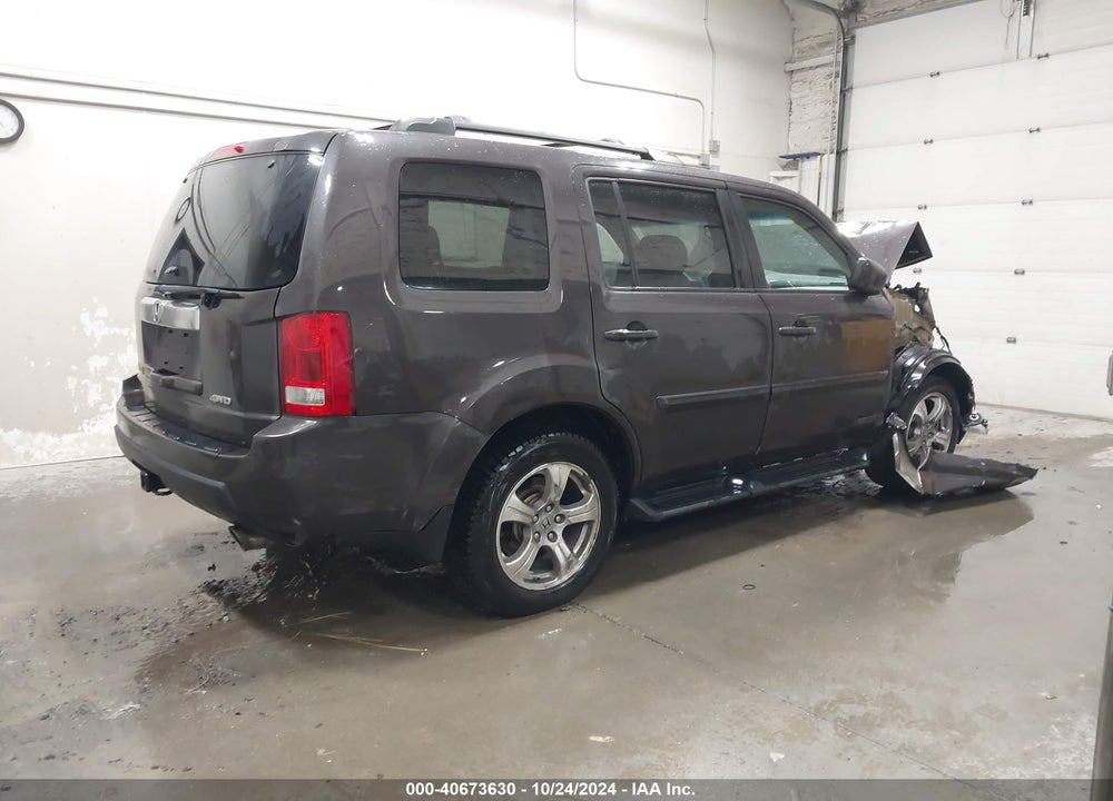 2013 HONDA PILOT EX-L VIN: 5FNYF4H57DB026353
