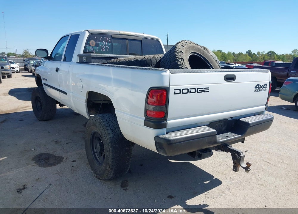 2001 DODGE RAM 1500 ST VIN: 3B7HF13Z11G796787