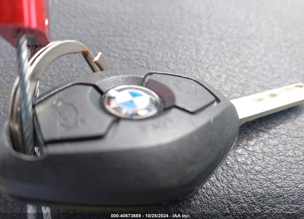 2003 BMW 325I VIN: WBAET37483NJ38817