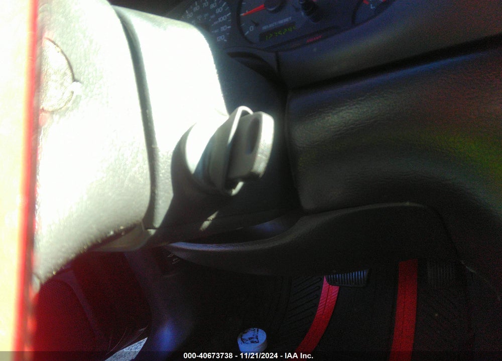 2004 FORD MUSTANG STANDARD VIN: 1FAFP40684F138959