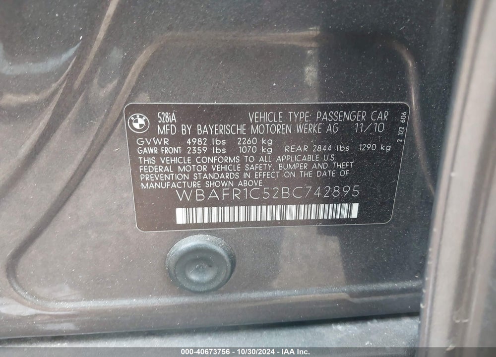 2011 BMW 528I VIN: WBAFR1C52BC742895