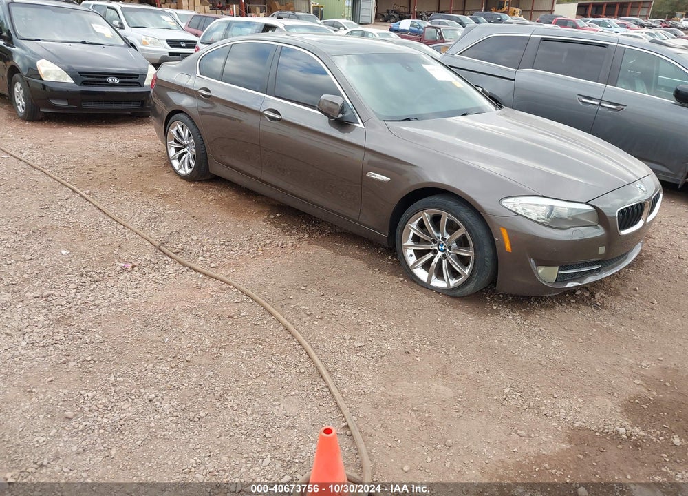 2011 BMW 528I VIN: WBAFR1C52BC742895