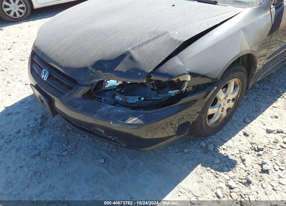 2001 HONDA ACCORD 2.3 EX VIN: JHMCG66851C002219