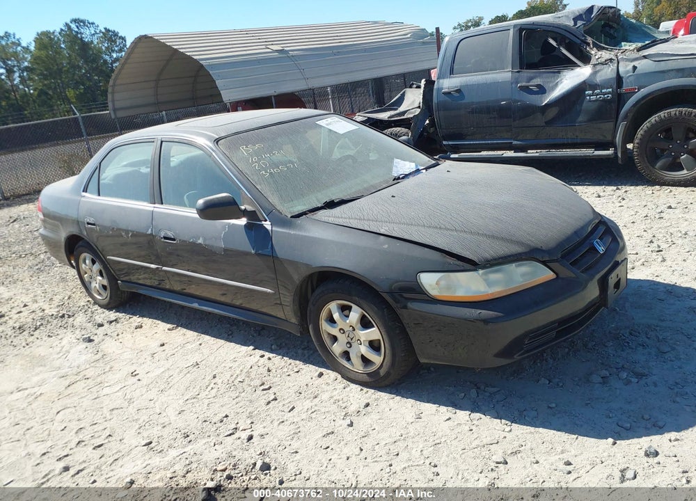 2001 HONDA ACCORD 2.3 EX VIN: JHMCG66851C002219