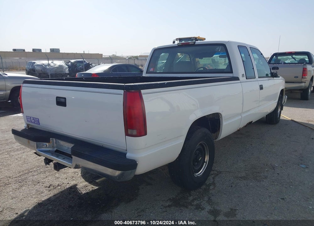 1997 CHEVROLET C1500 FLEETSIDE VIN: 1GBEC19R0VE227577