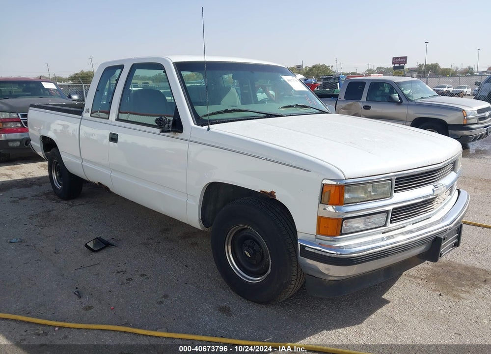 1997 CHEVROLET C1500 FLEETSIDE VIN: 1GBEC19R0VE227577