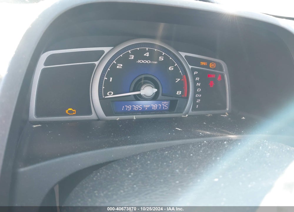 2010 HONDA CIVIC VIN: 2HGFG1B68AH525741