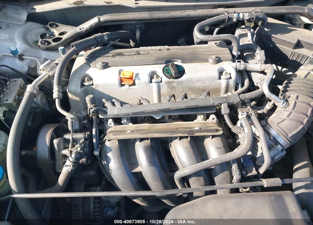 2010 HONDA ACCORD 2.4 EX VIN: 1HGCP2F78AA121803