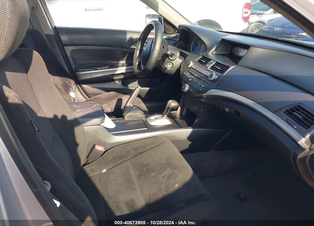 2010 HONDA ACCORD 2.4 EX VIN: 1HGCP2F78AA121803