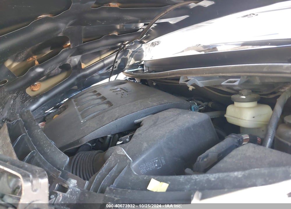 2018 TOYOTA COROLLA LE VIN: 2T1BURHE6JC055013