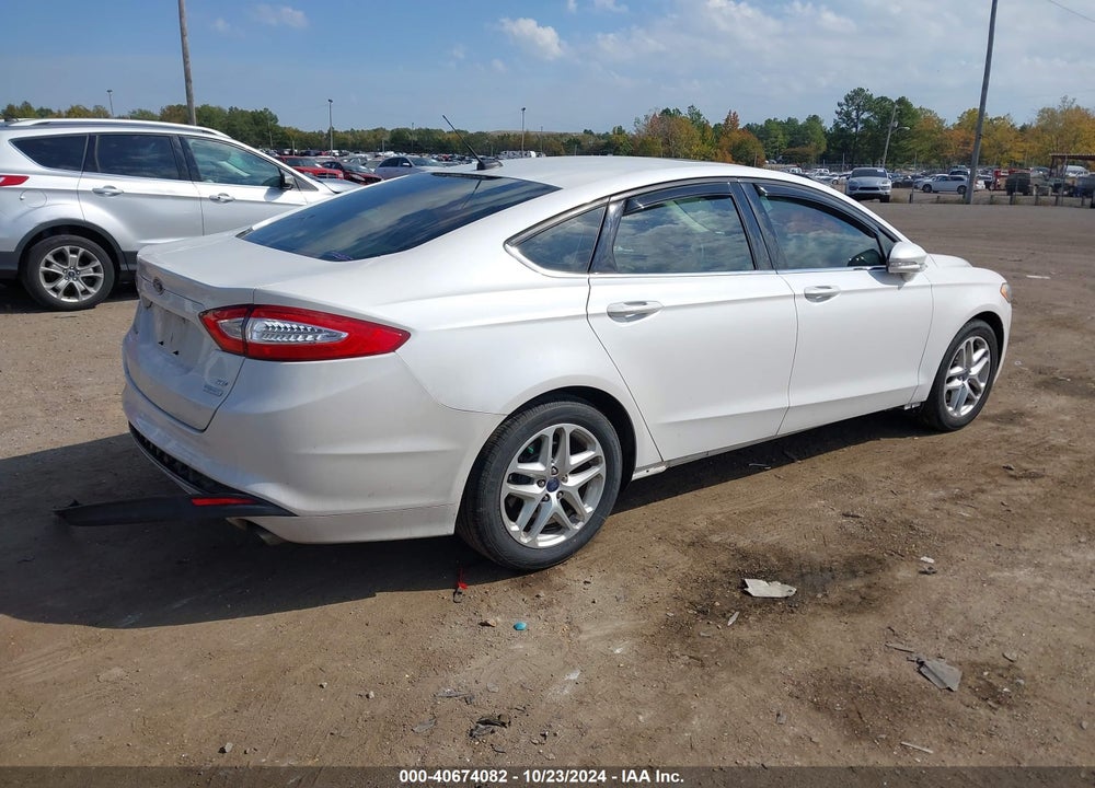 2014 FORD FUSION SE VIN: 3FA6P0HD6ER303925