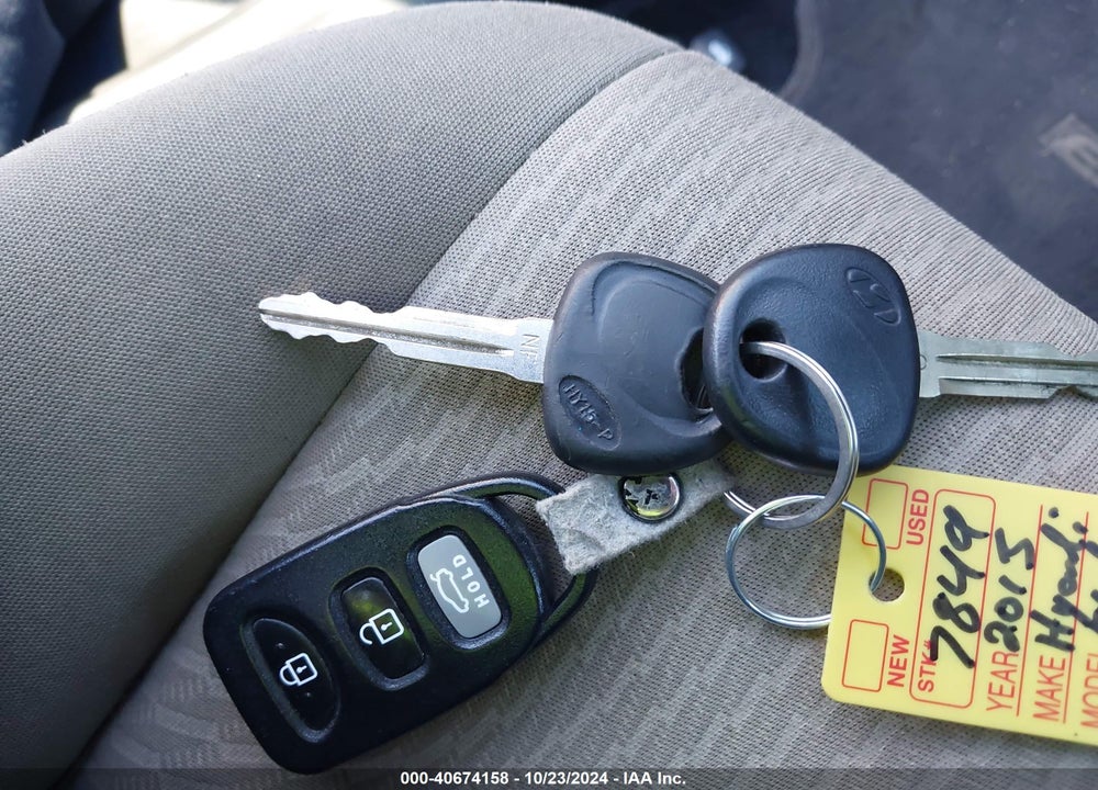 2015 HYUNDAI ELANTRA SE VIN: KMHDH4AE7FU251641