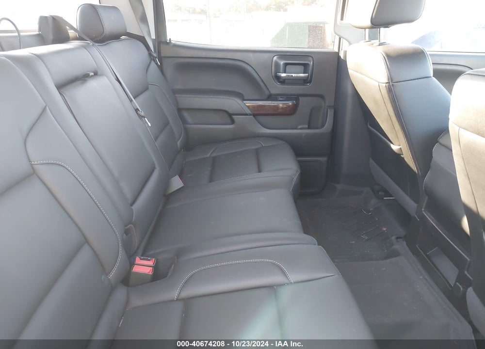 2018 GMC SIERRA 1500 SLT VIN: 3GTU2NEC2JG556495