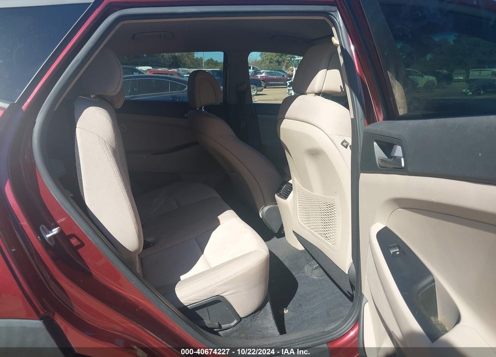 2017 HYUNDAI TUCSON SPORT VIN: KM8J33A2XHU539528