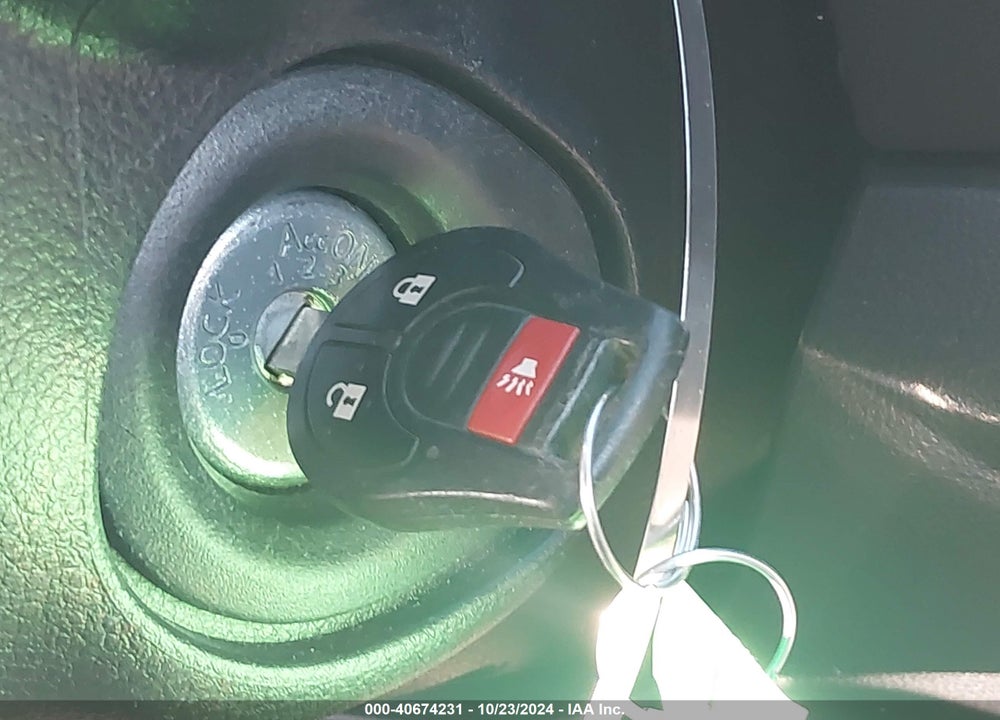 2015 NISSAN ROGUE SELECT S VIN: JN8AS5MV7FW262318