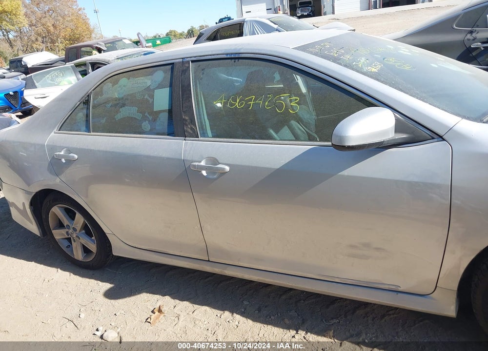 2014 TOYOTA CAMRY SE VIN: 4T1BF1FK2EU326254
